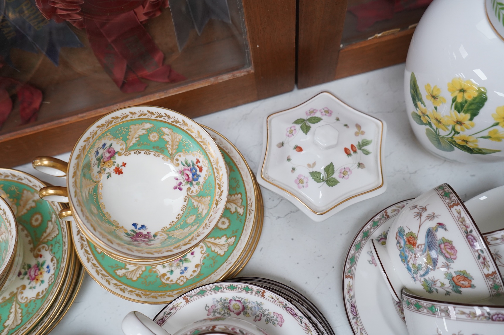 A Wedgwood Kutani crane part tea service, a collection of Cauldon tea wares and two pieces of Crown Derby Imari, largest 27cm in diameter
